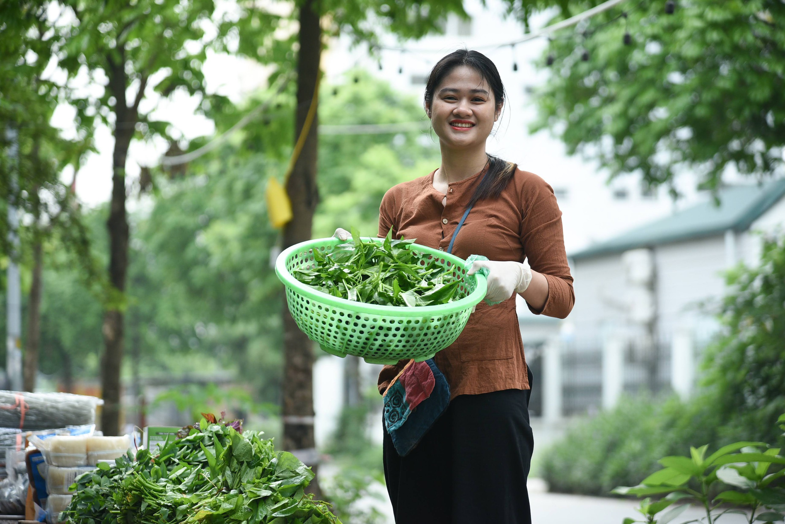 Phiên Chợ Trái Tim là 