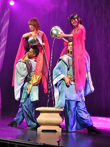 Cặp ảo thuật gia tài danh của Nhật Bản đến Việt Nam biểu diễn “Ninja Magic Show”- Ảnh 1.