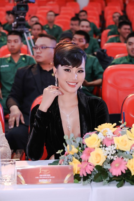 Á hậu Hương Ly làm giám khảo cuộc thi Hoa hậu Doanh nhân Quốc gia Việt Nam- Ảnh 3.