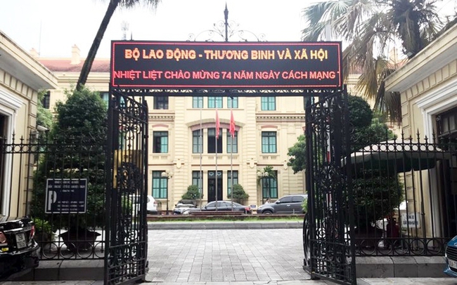 Thủ tướng kỷ luật Bộ trưởng Đào Ngọc Dung và nguyên Bộ trưởng Phạm Thị Hải Chuyền- Ảnh 1.