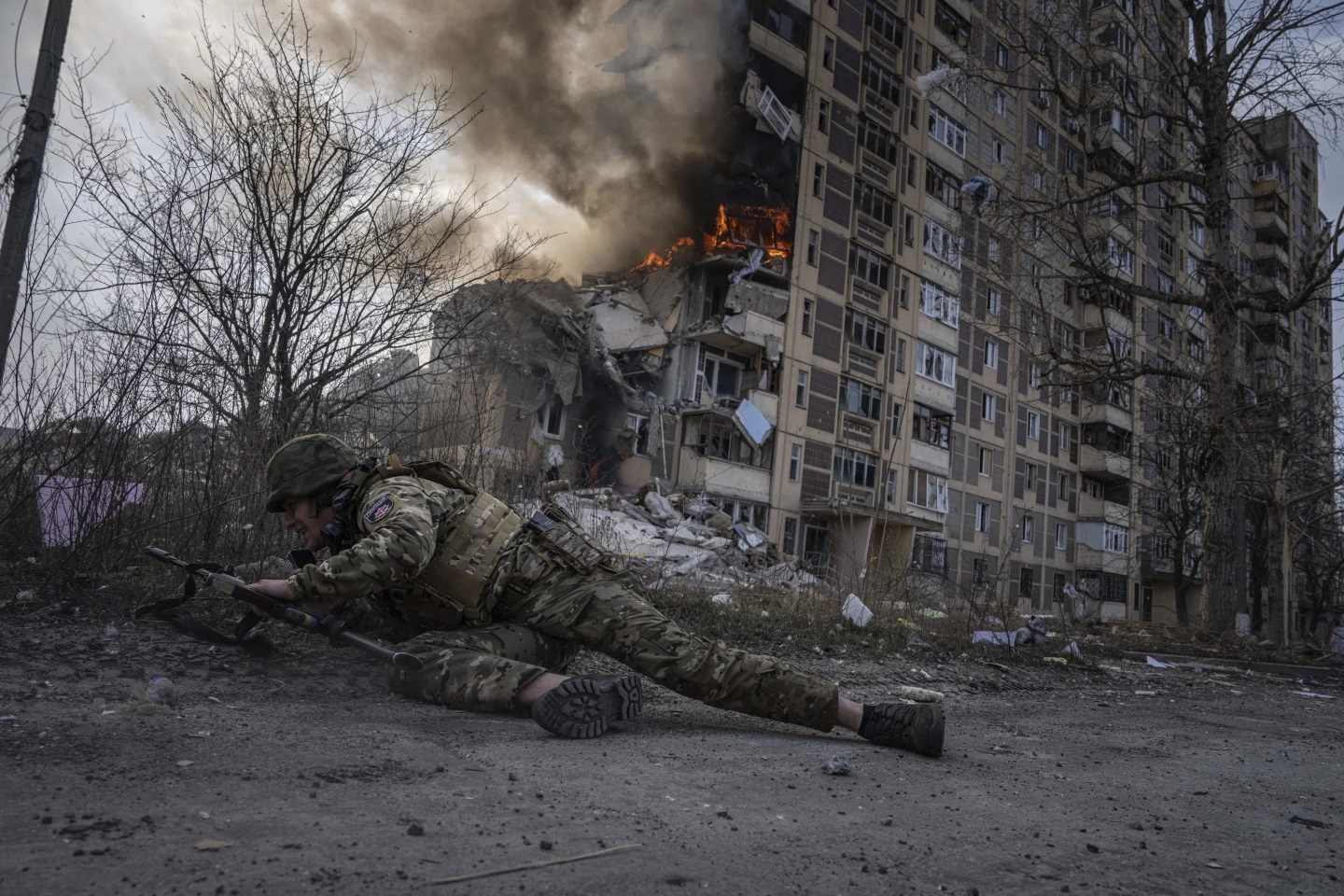 Mỹ thề làm mọi thứ để 'bơm máu' cho Ukraine chống Nga giữa lúc Kharkov, Donbass lâm nguy- Ảnh 1.