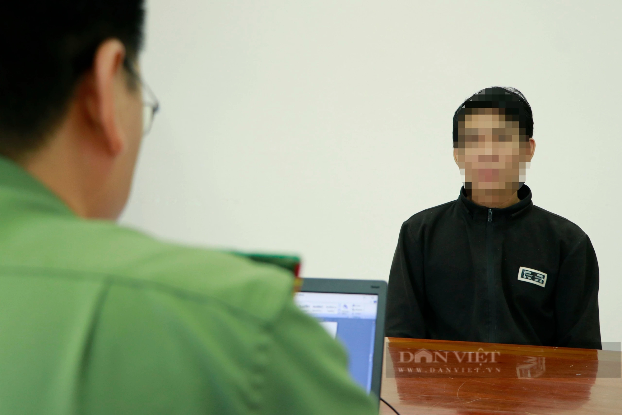 Công an tỉnh Bình Phước đánh sập đường dây mua bán tài khoản ngân hàng liên tỉnh- Ảnh 2.
