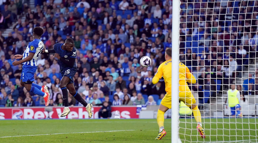 Chelsea vào top 6 Premier League, HLV Pochettino nói thẳng 1 điều- Ảnh 1.