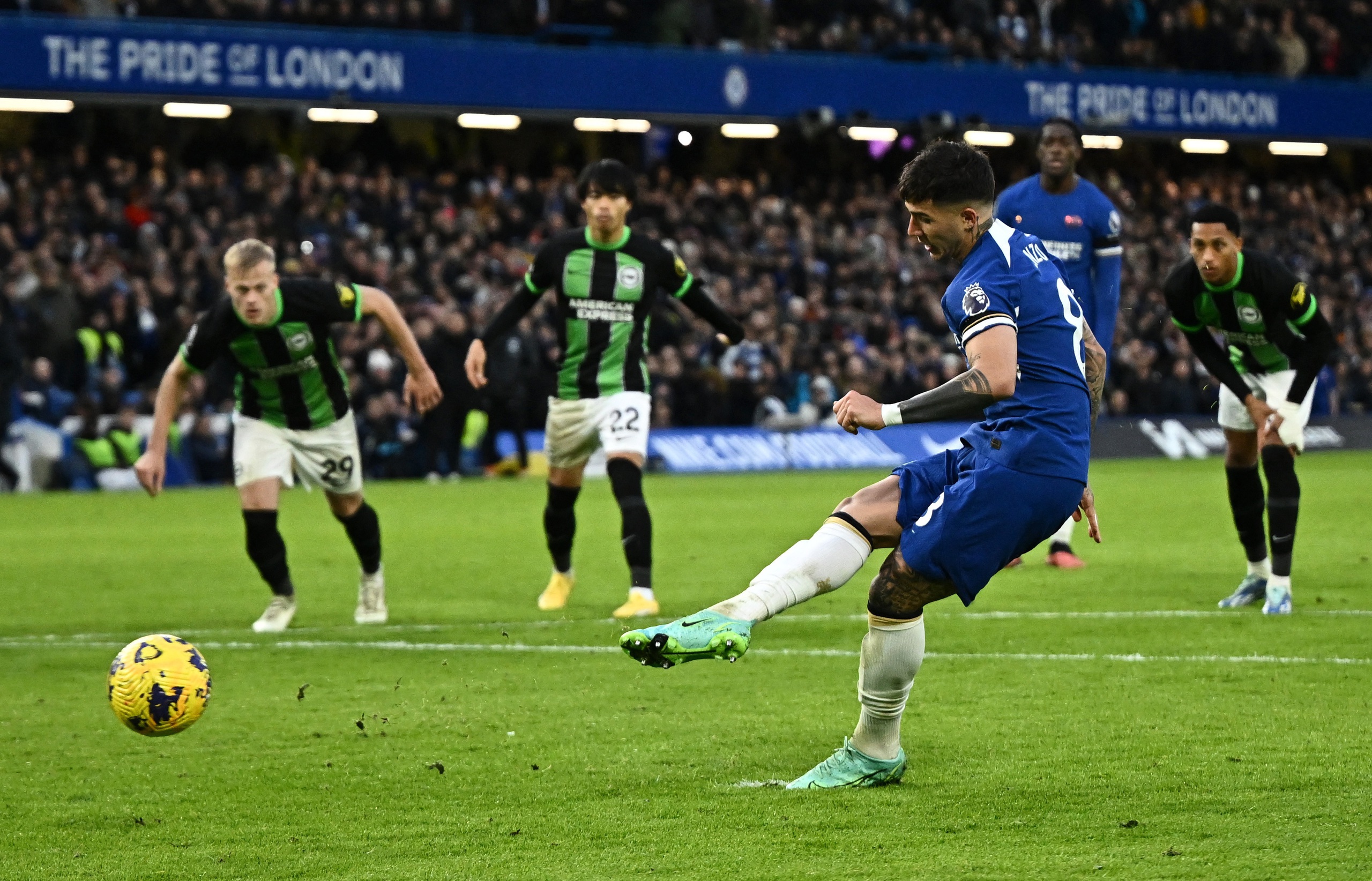 Tranh thủ thời cơ, Chelsea vào top 6 Premier League?- Ảnh 2.