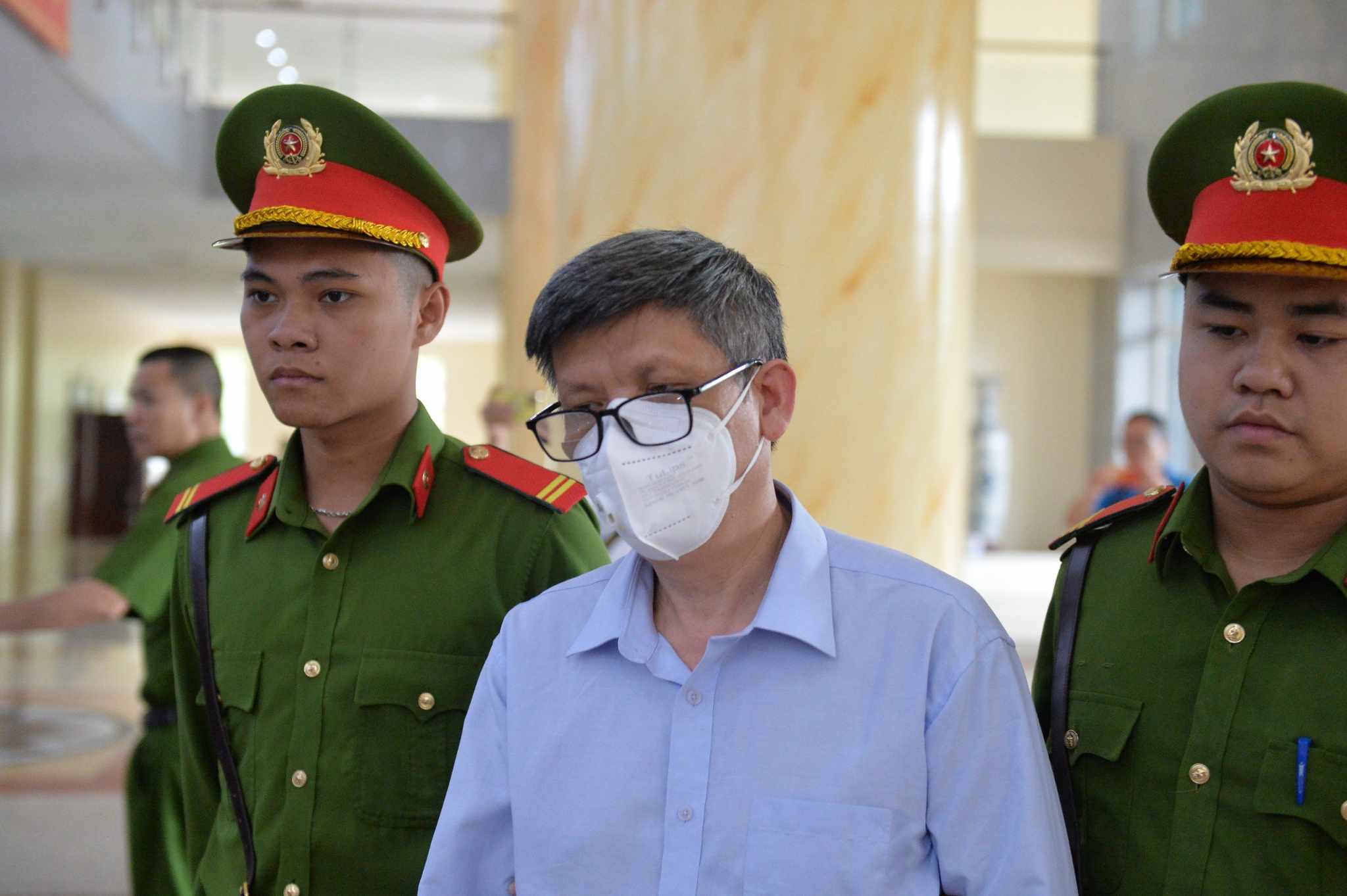 Tòa cấp cao cấm nhà báo ghi âm lời khai vụ cựu Bộ trưởng Nguyễn Thanh Long- Ảnh 1.