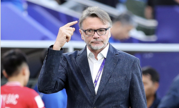 PSSI “nói không” với HLV Troussier?- Ảnh 1.