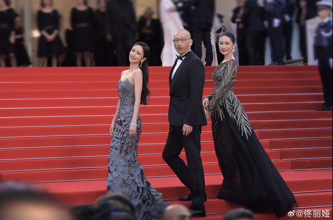 Đồng Lệ Á bị chỉ trích tại Cannes