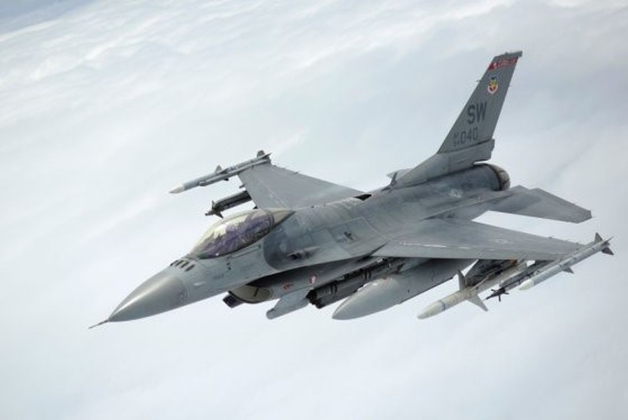 Đại tá Không quân Nga tiết lộ cách tiêu diệt tiêm kích F-16 trên bầu trời Ukraine- Ảnh 1.