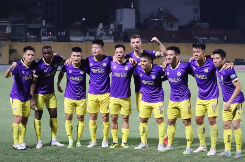 Minh Vương làm “quân sư” cho HLV Vũ Tiến Thành, HAGL vẫn thua Hà Nội FC- Ảnh 13.