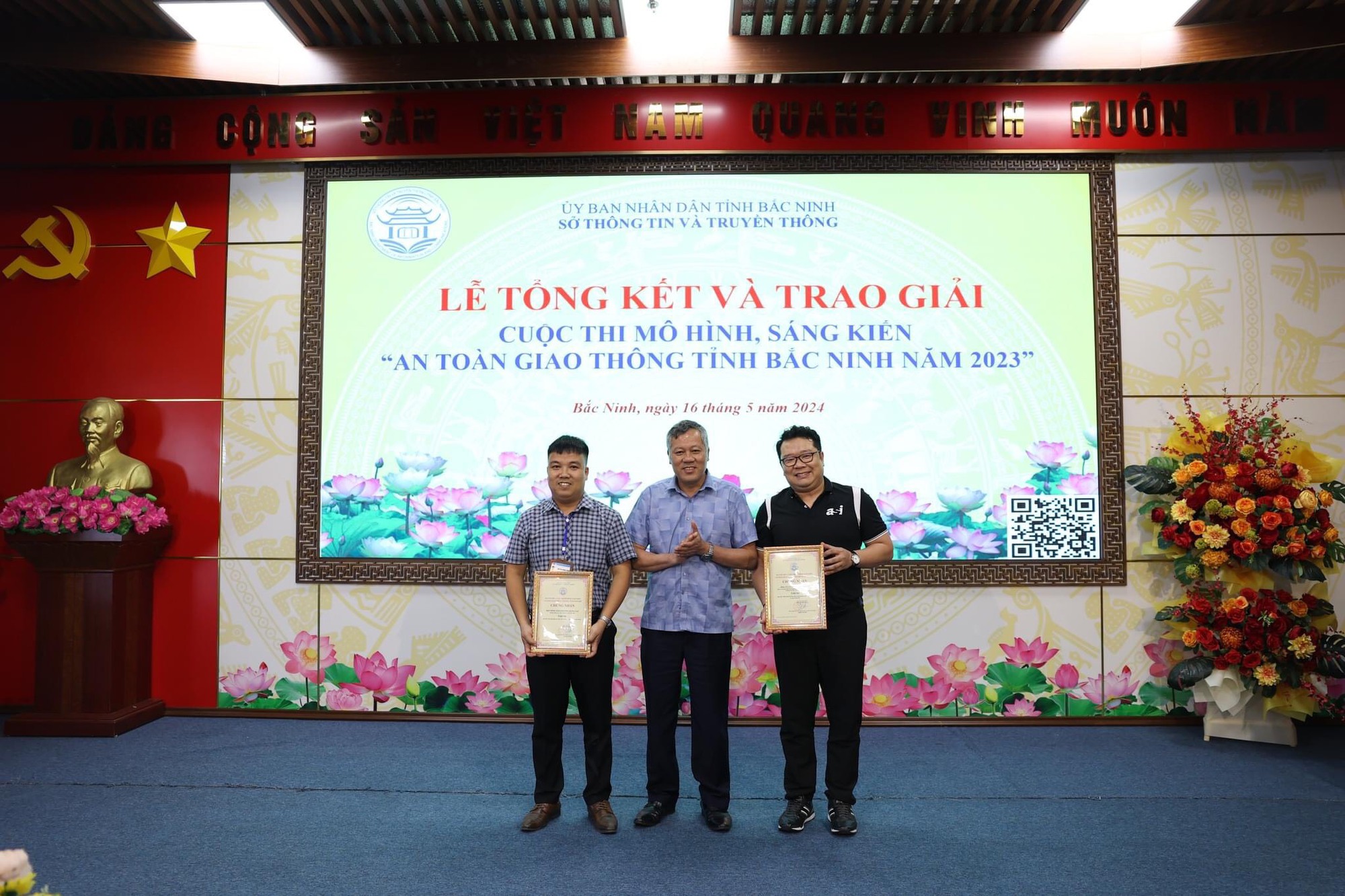 Hội Nông dân phường Bồng Lai đạt giải cuộc thi mô hình, sáng kiến an toàn giao thông tỉnh Bắc Ninh- Ảnh 1.