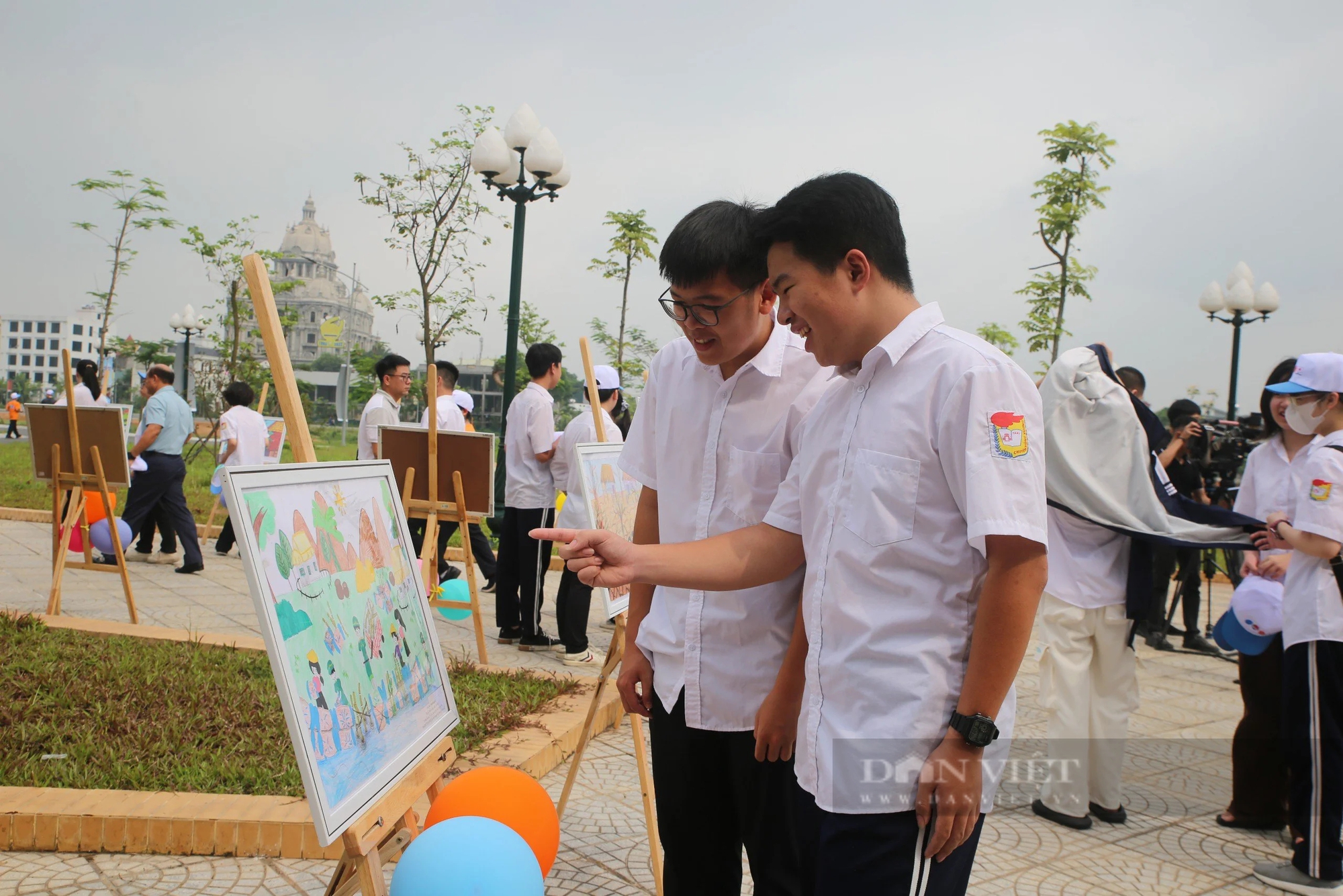 Thứ trưởng Bộ NNPTNT Nguyễn Hoàng Hiệp: 