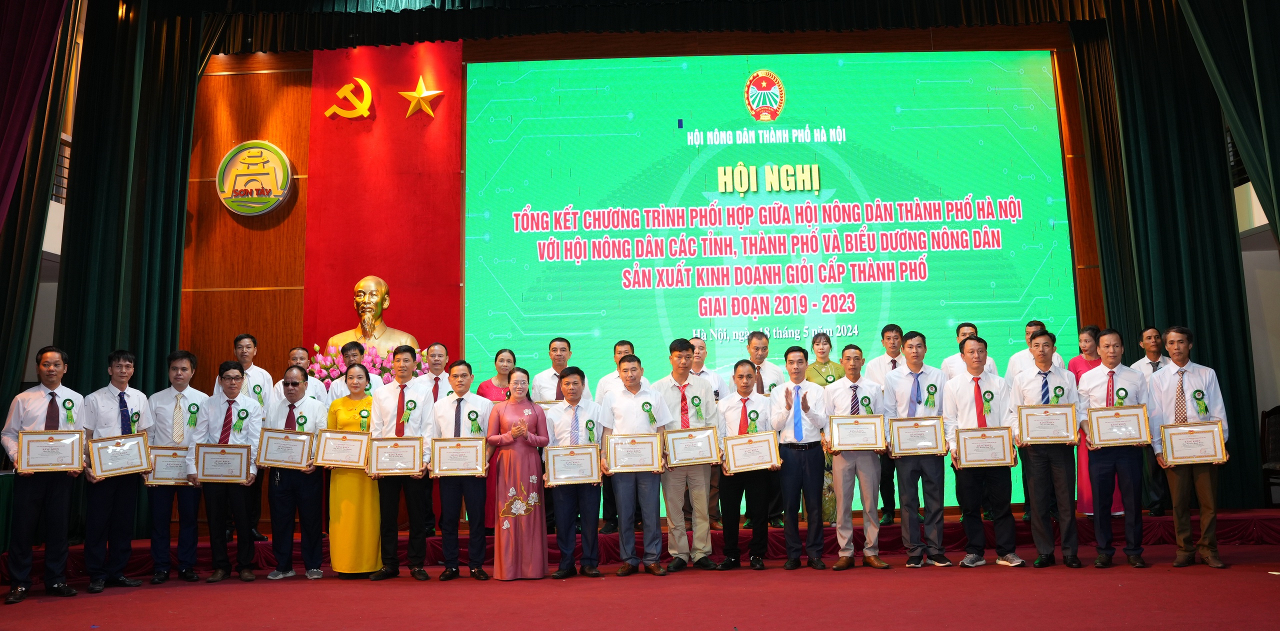 Hội Nông dân TP Hà Nội và Hội Nông dân 36 tỉnh, thành ký kết chương trình phối hợp giai đoạn 2024-2028- Ảnh 5.
