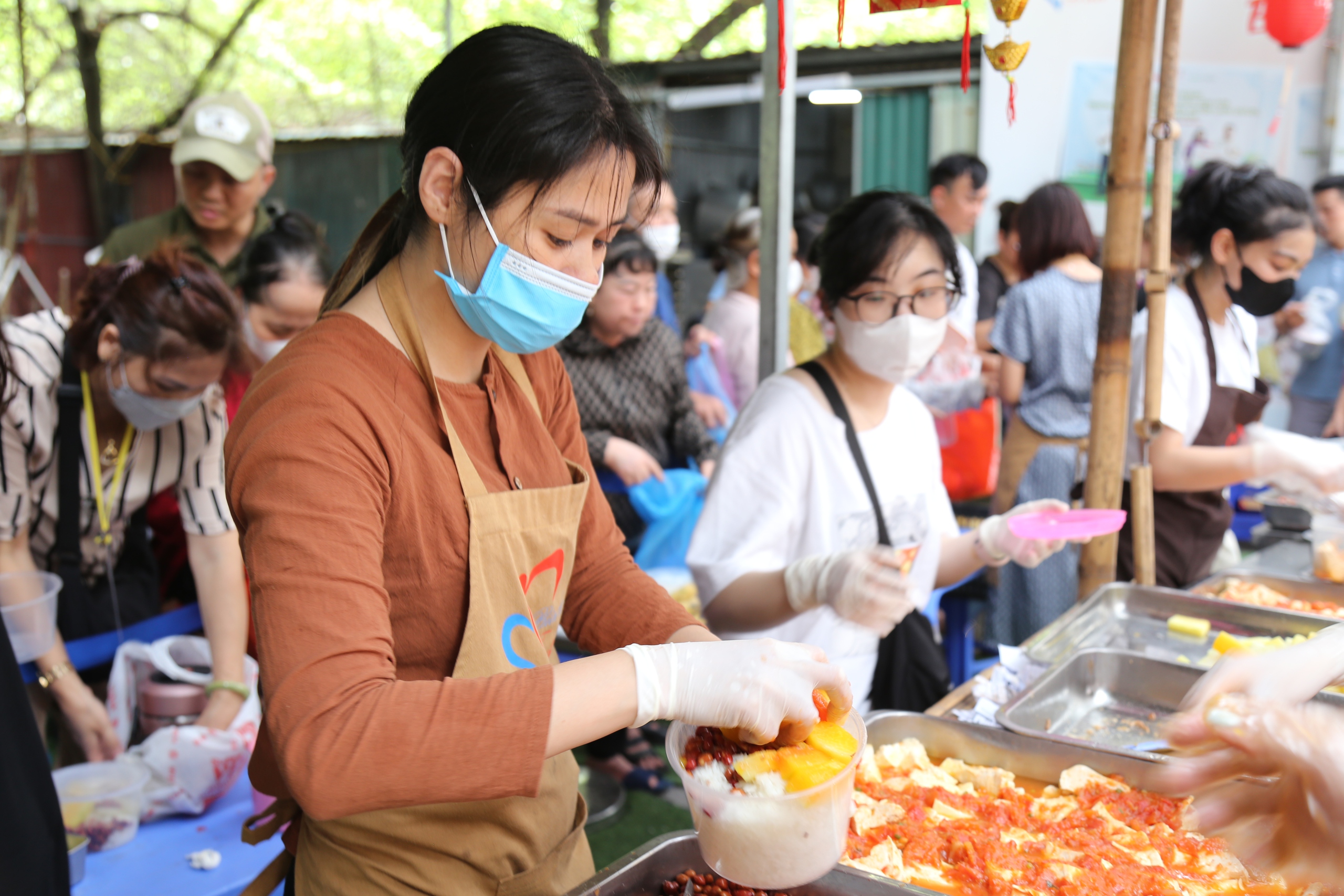 Bữa Cơm Yêu Thương - Nơi gắn kết và sẻ chia- Ảnh 23.