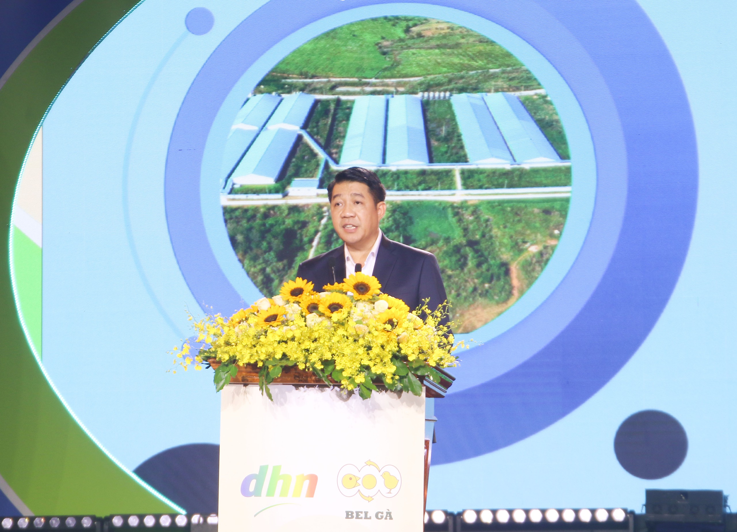 Tây Ninh khánh thành Khu chăn nuôi công nghệ cao DHN, công bố 7 dự án trọng điểm vốn đầu tư 2.500 tỷ đồng- Ảnh 3.