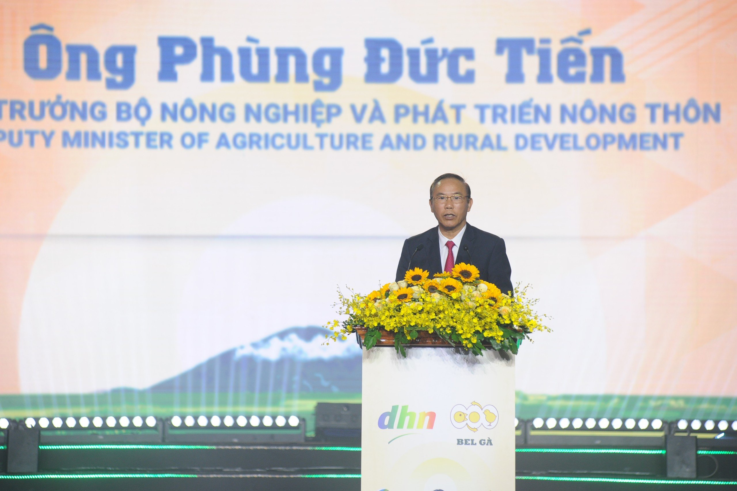 Tây Ninh khánh thành Khu chăn nuôi công nghệ cao DHN, công bố 7 dự án trọng điểm vốn đầu tư 2.500 tỷ đồng- Ảnh 9.