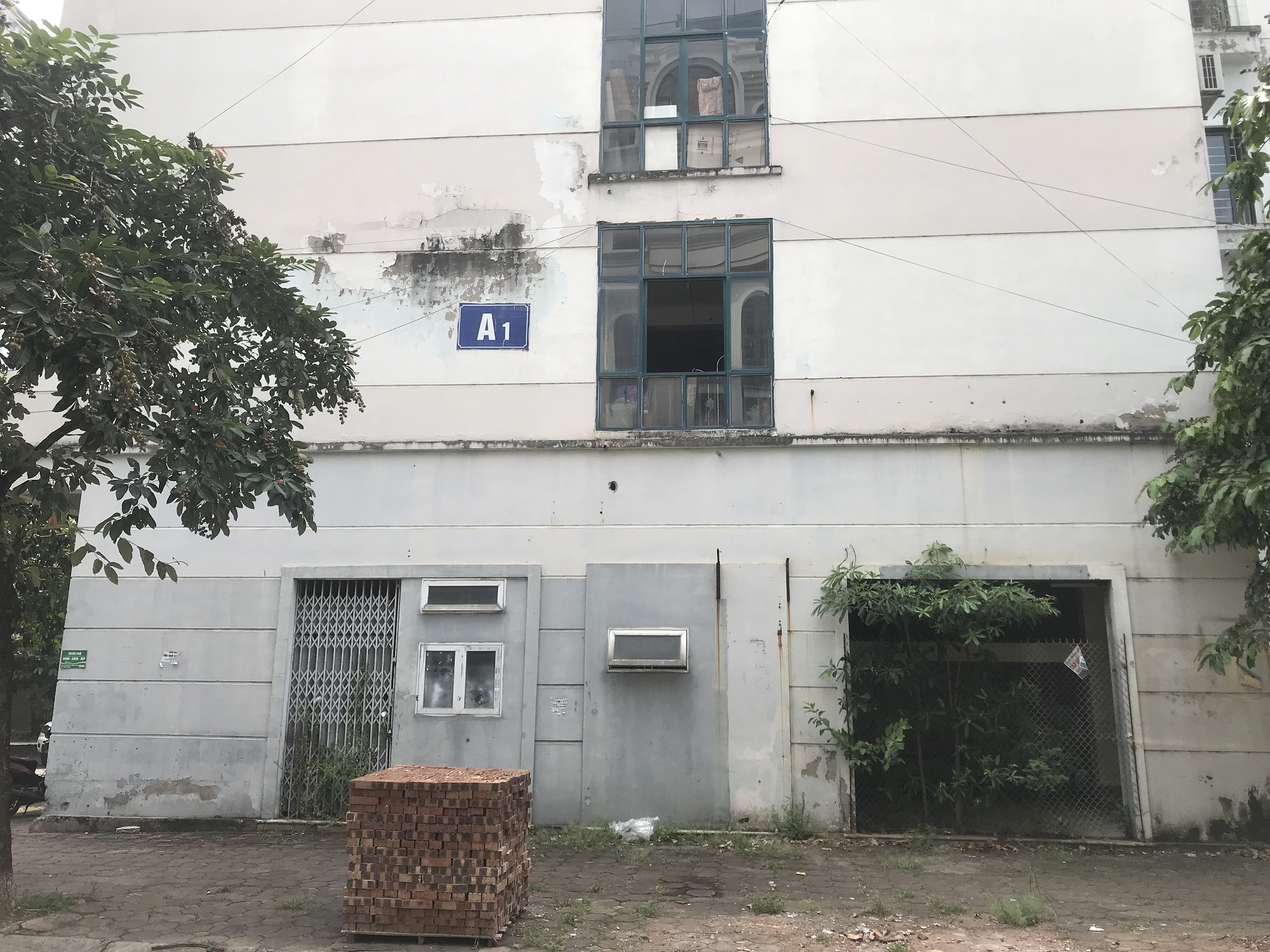 Khoảng 18.000 căn hộ tái định cư bỏ hoang tại Hà Nội và TP. HCM, làm gì để tránh lãng phí?- Ảnh 2.