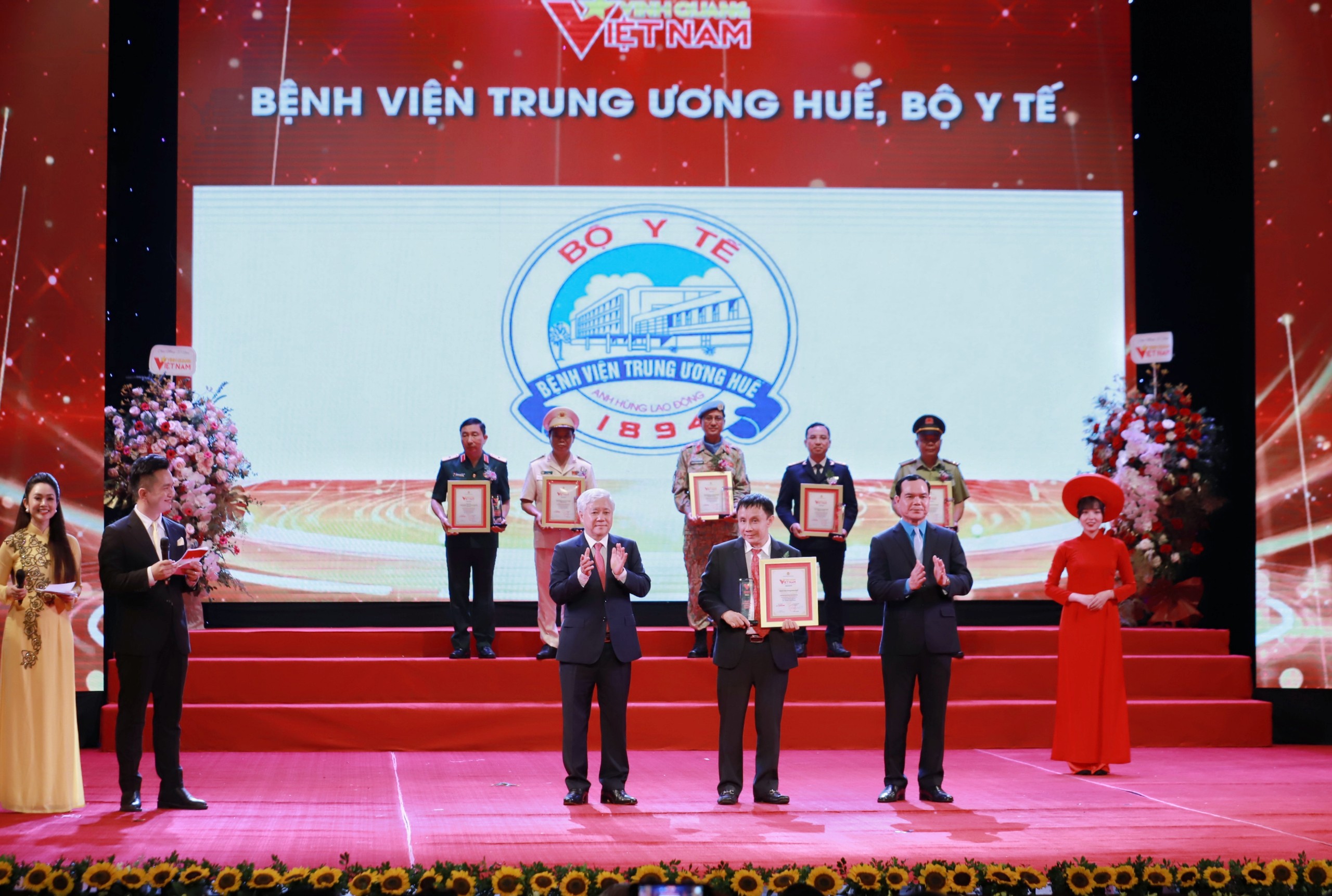 vinh quang Việt Nam