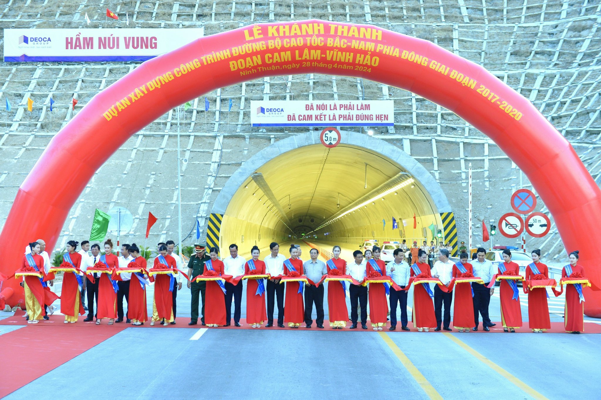 Chưa thu phí dịch vụ trên đoạn cao tốc Cam Lâm – Vĩnh Hảo- Ảnh 1.