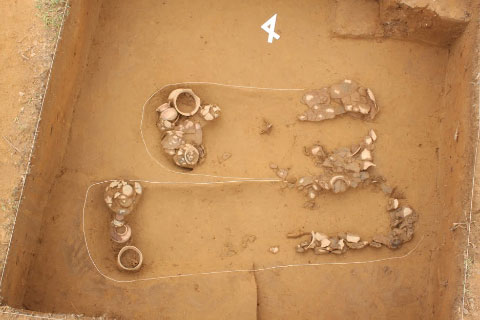 Cuộc tranh luận lớn khi phát lộ la liệt hiện vật cổ trong quá trình đào khai quật khảo cổ một nơi ở Hà Tĩnh- Ảnh 9.