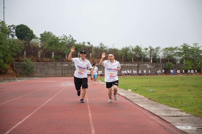 Đồng hành Marathon trao tặng yêu thương, 