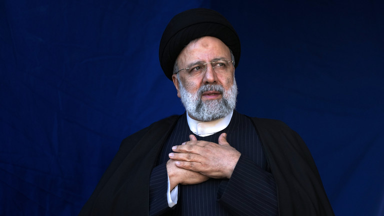 Iran sắp bước vào "thời kỳ hỗn loạn" sau vụ rơi máy bay trực thăng chở Tổng thống Raisi?- Ảnh 1.