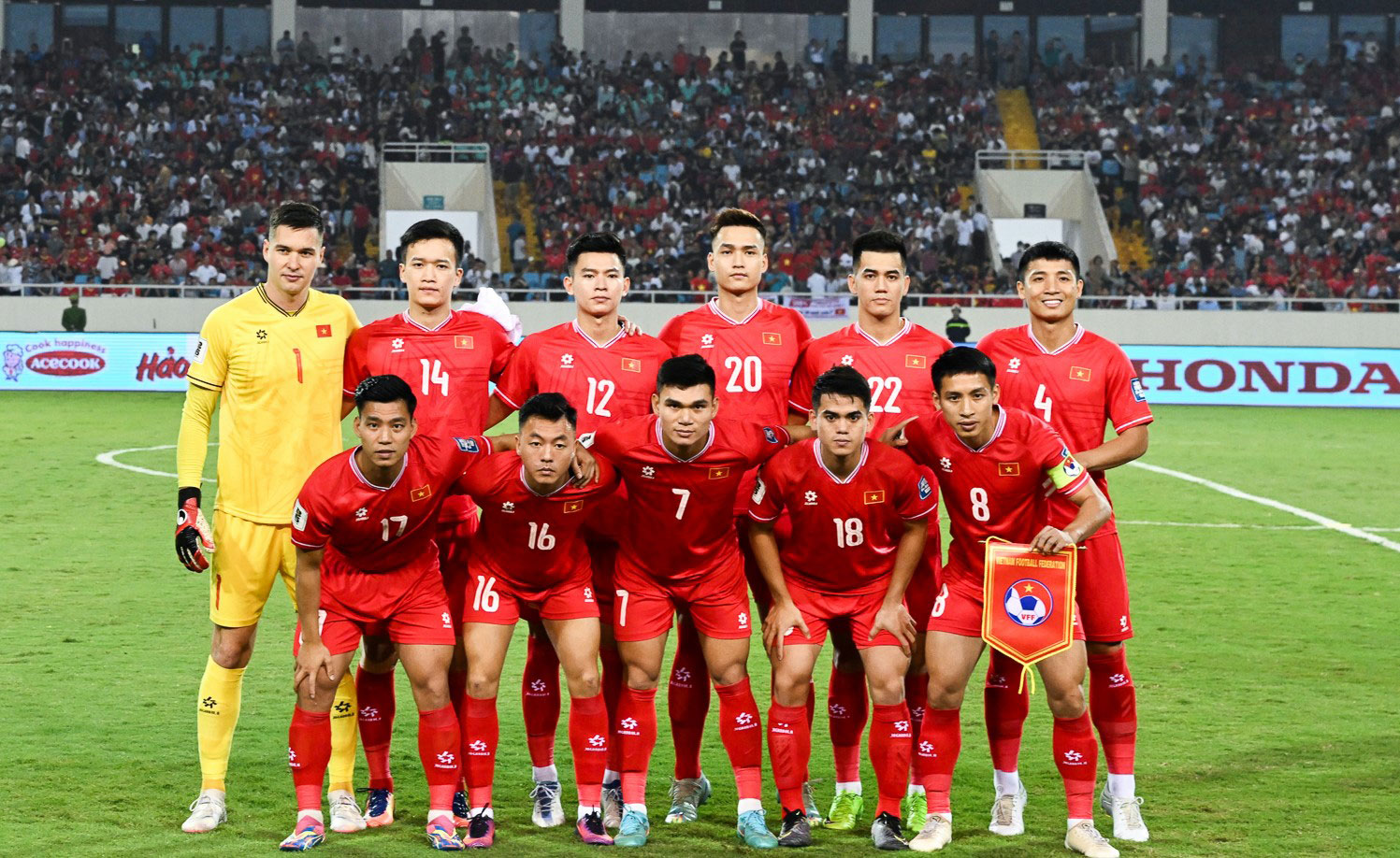 Nằm cùng bảng tại AFF Cup 2024, CĐV Indonesia “trù ẻo” ĐT Việt Nam- Ảnh 1.