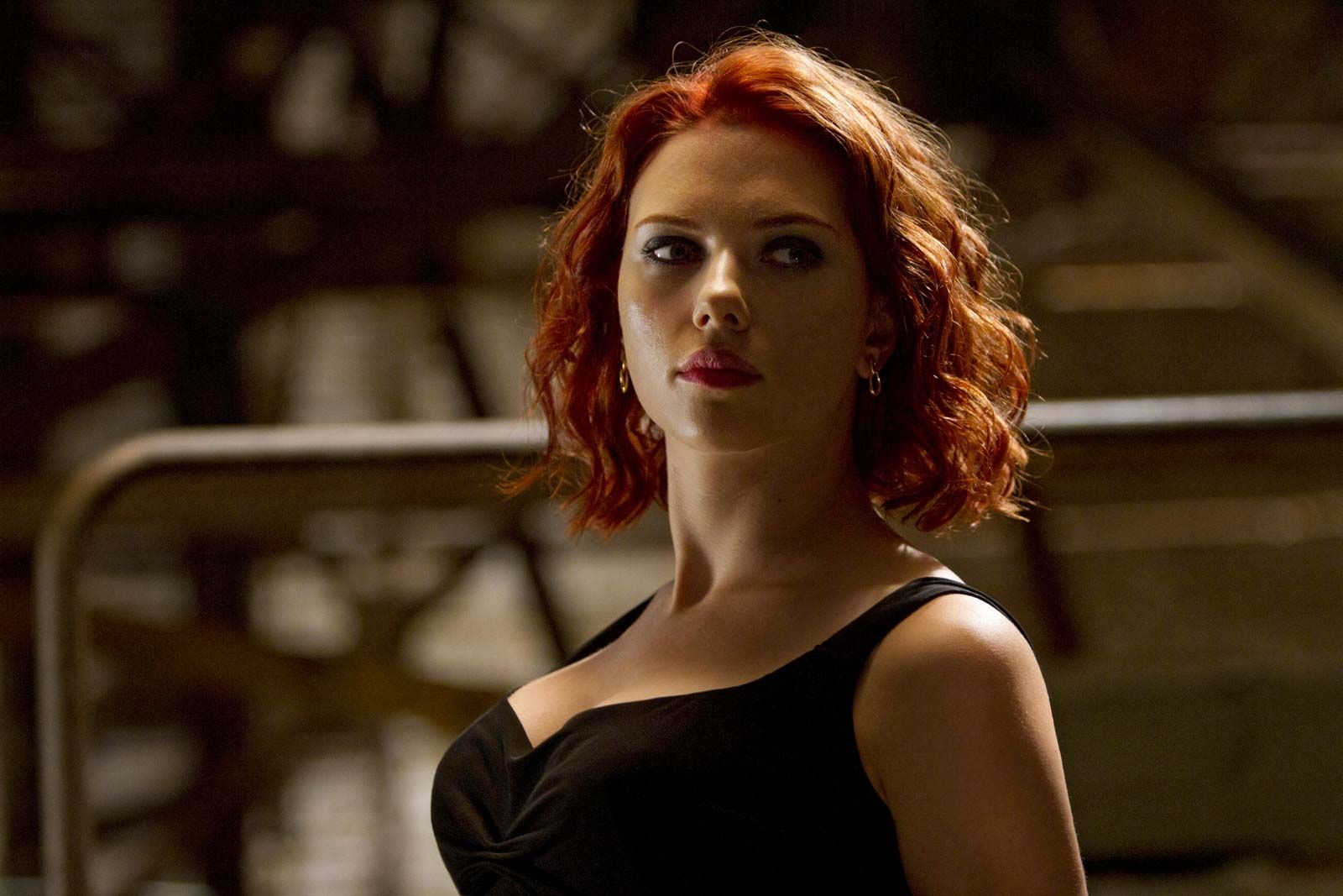Scarlett Johansson bức xúc vì giọng nói AI giống mình trong ChatGPT- Ảnh 1.