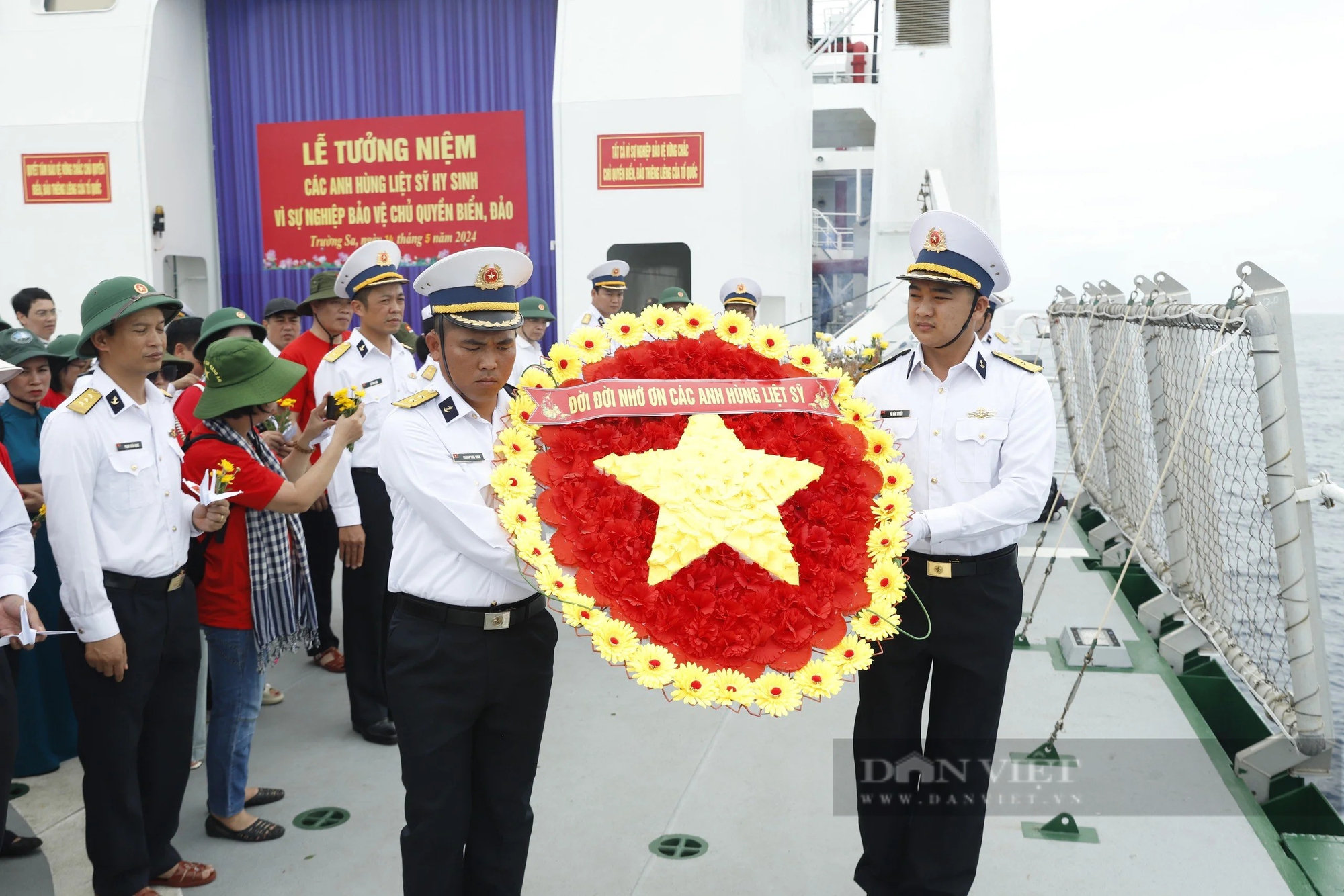 Lặng người trước lễ tưởng niệm các Anh hùng Liệt sỹ hy sinh ở vùng biển Gạc Ma, Cô Lin- Ảnh 6.