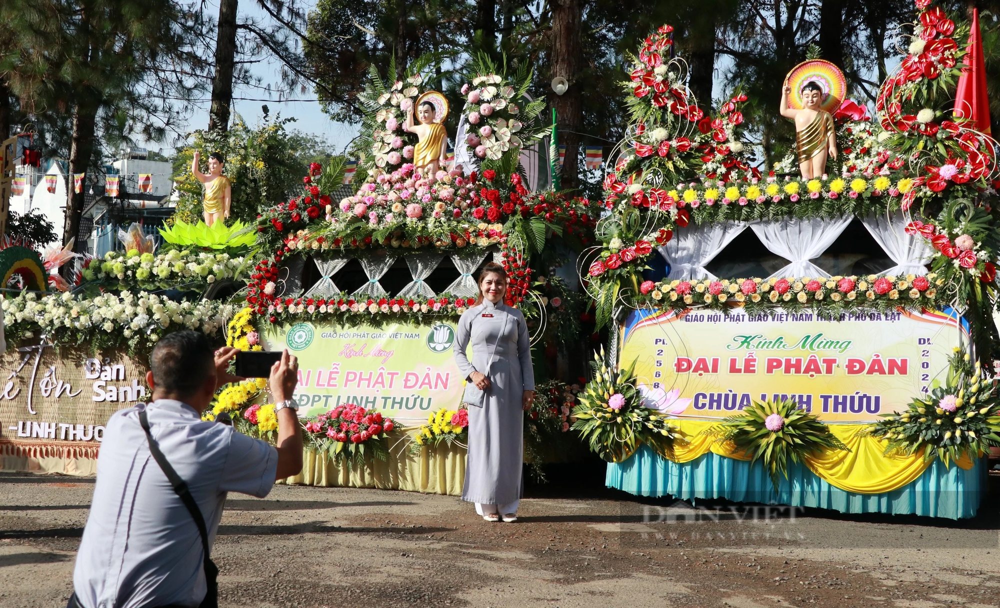 Ấn tượng dàn xe hoa diễu hành trong ngày mừng Đại lễ Phật đản 2024 tại TP.Đà Lạt- Ảnh 3.