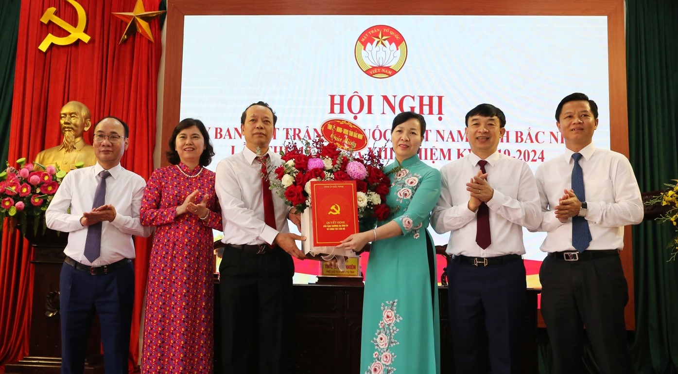 Nữ Bí thư Huyện ủy ở Bắc Ninh được điều động, hiệp thương cử giữ chức vụ mới- Ảnh 1.