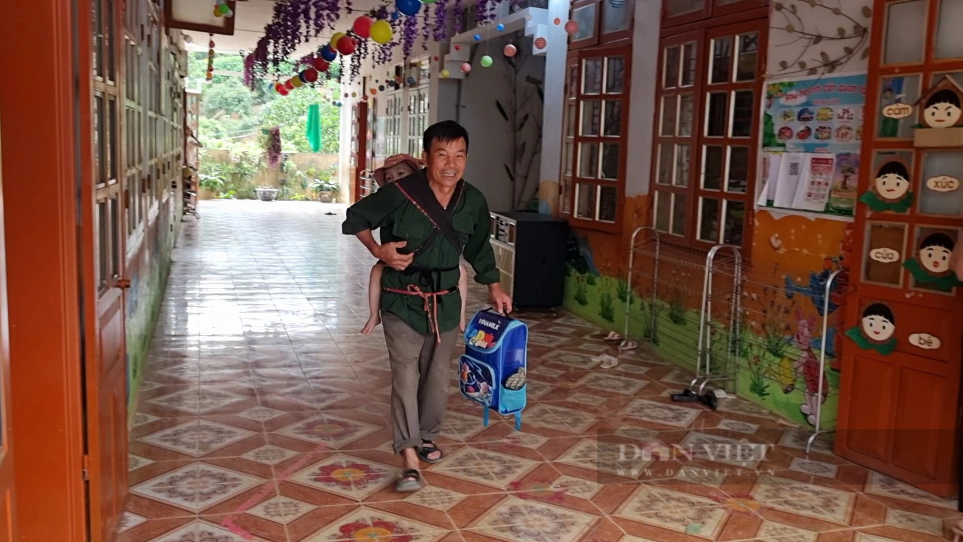 Báo NTNN/Điện tử Dân Việt chia sẻ gian khó với học sinh vùng biên giới Sơn La- Ảnh 5.
