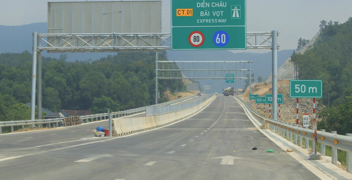 Hé lộ 4 nhà thầu muốn tham gia xây dựng trạm dừng nghỉ cao tốc Diễn Châu - Bãi Vọt- Ảnh 1.