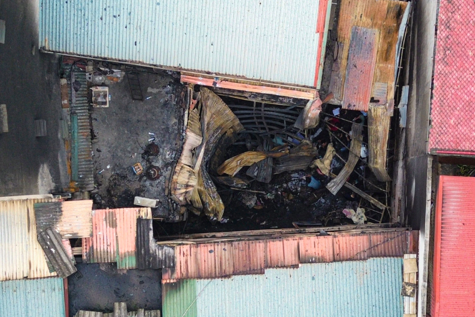 7 người trong gia đình 1 cán bộ phường Trung Hoà gặp nạn ở vụ cháy nhà trọ ở Trung Kính, Hà Nội- Ảnh 1.
