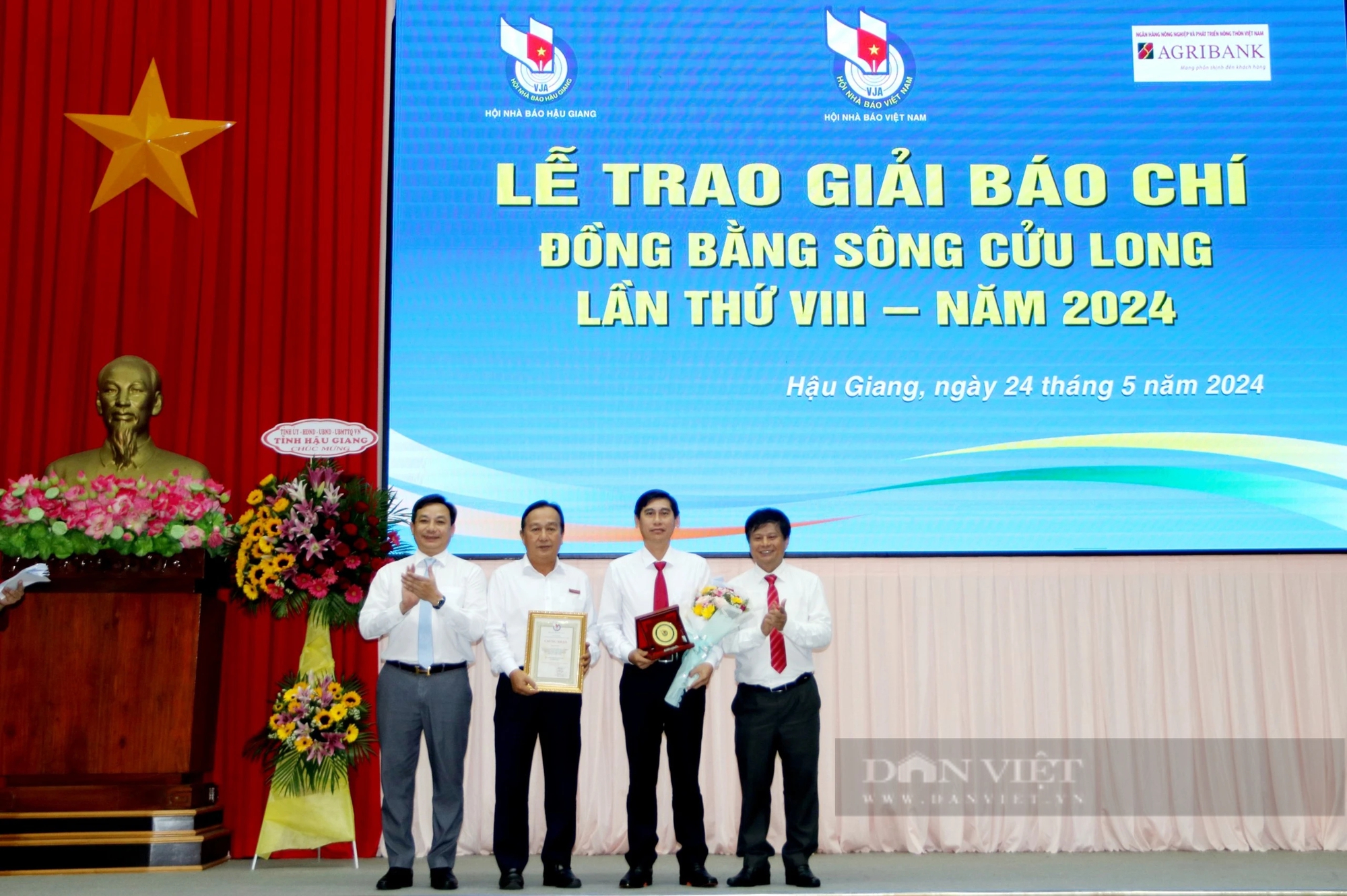 Agribank tài trợ giải Báo chí Đồng bằng sông Cửu Long lần thứ VIII - năm 2024- Ảnh 1.