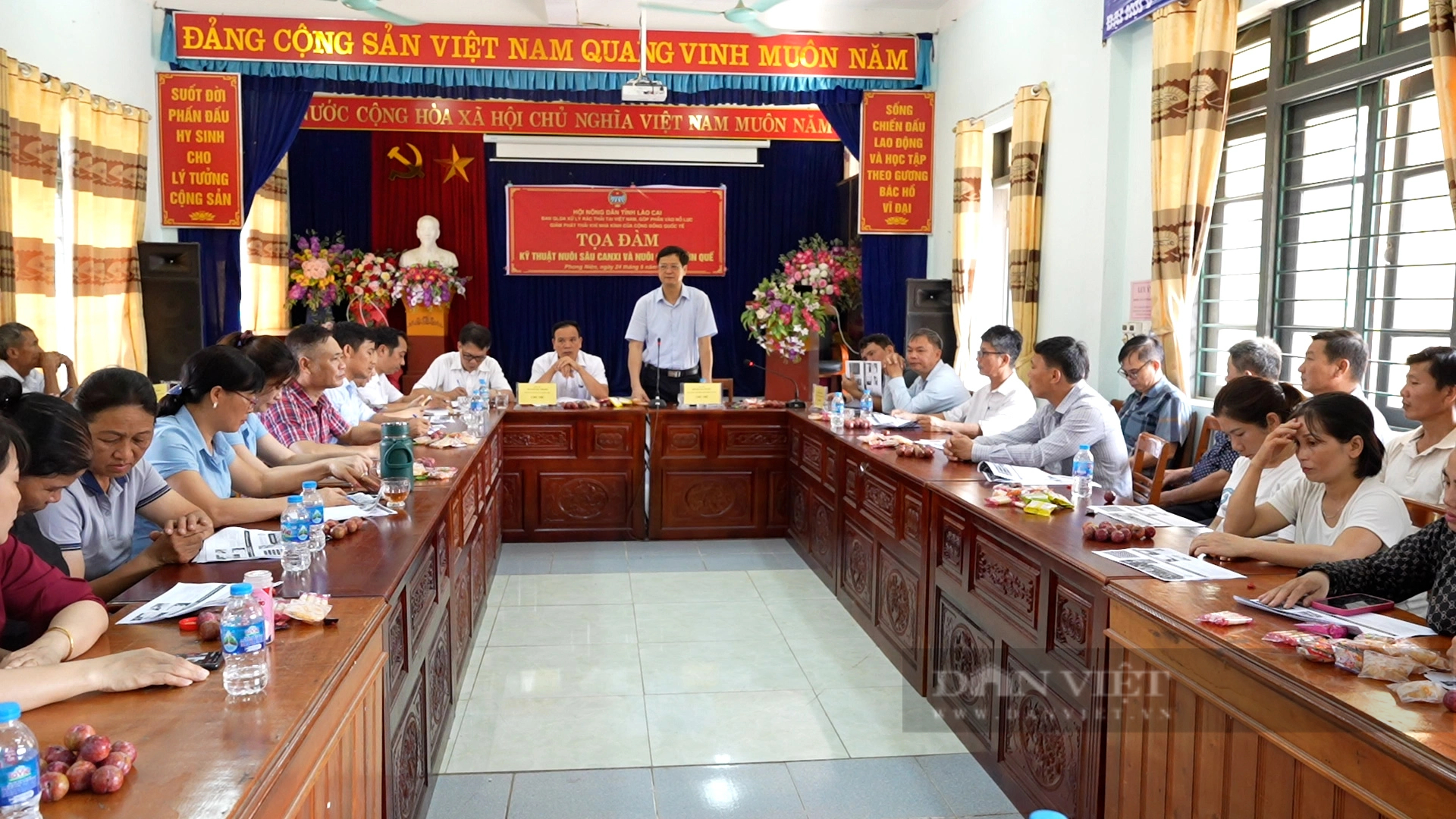 Hội Nông dân tỉnh Lào Cai tọa đàm về các kỹ thuật nuôi sâu canxi, trùn quế tại huyện Bảo Thắng- Ảnh 1.