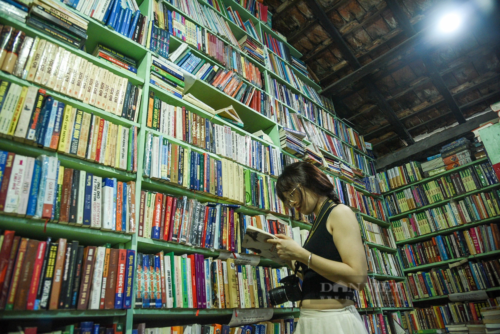 Khám phá tiệm sách lâu đời nhất trên phố Đinh Lễ- Ảnh 8.
