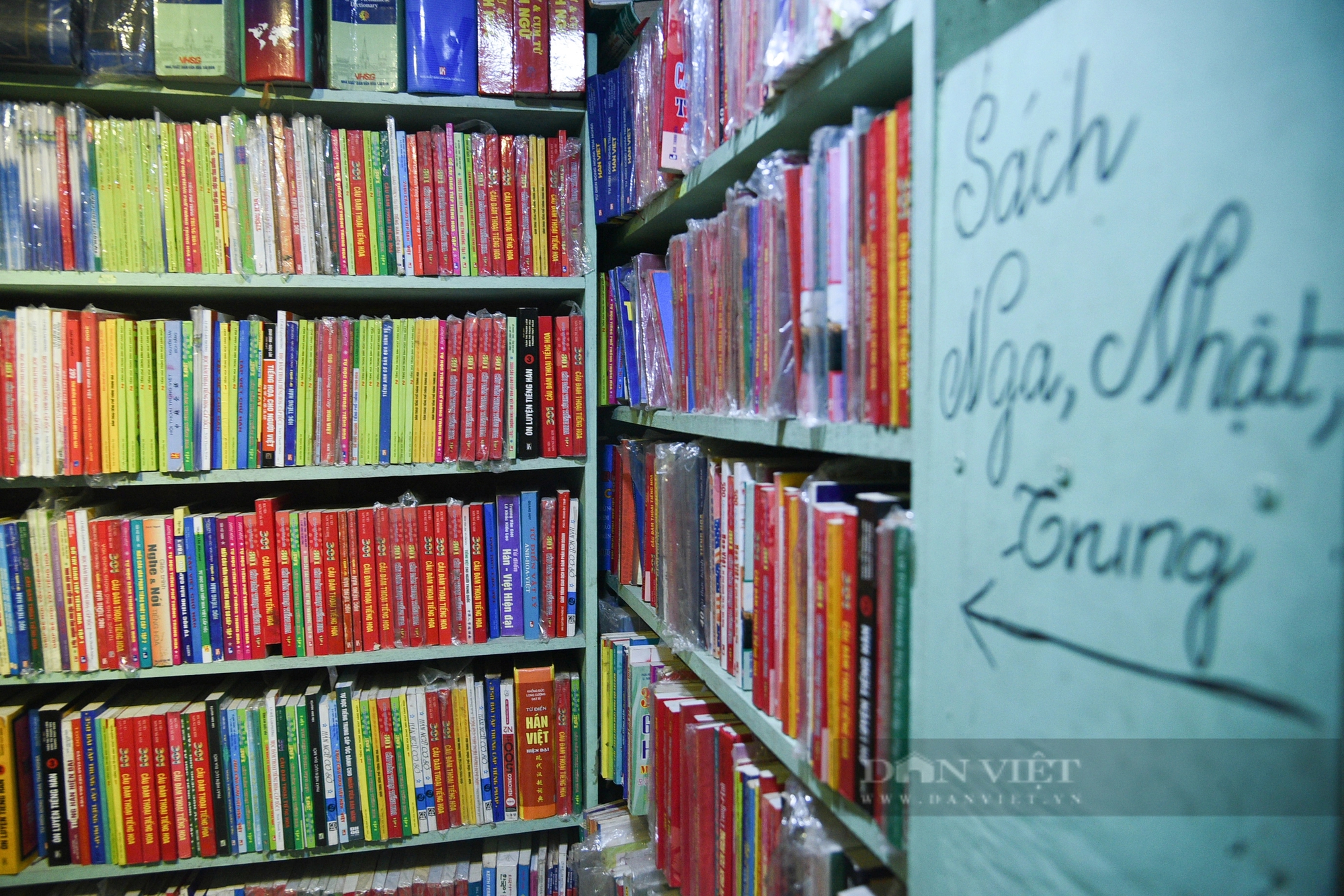 Khám phá tiệm sách lâu đời nhất trên phố Đinh Lễ- Ảnh 11.