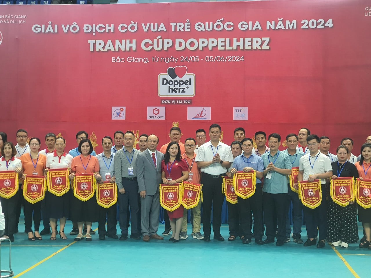 Gần 1.300 kỳ thủ góp mặt ở Giải vô địch cờ vua trẻ quốc gia tranh cúp Doppelherz- Ảnh 1.