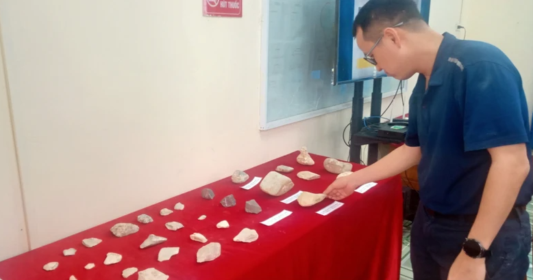 Lần thứ 5 đào khảo cổ Mái Đá Ngườm ở một xã của Thái Nguyên, phát lộ thêm la liệt hiện vật cổ xưa- Ảnh 5.