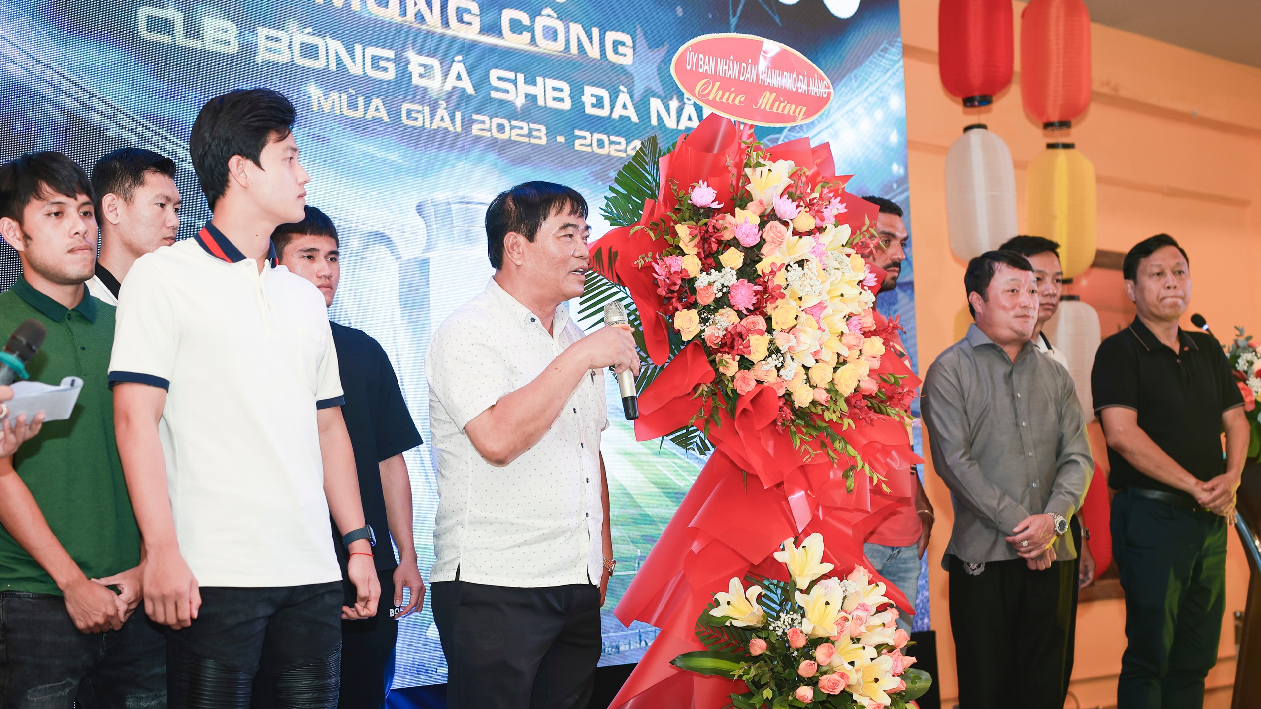 SHB Đà Nẵng thăng hạng, thể hiện tham vọng tại V.League 2024/2025- Ảnh 1.