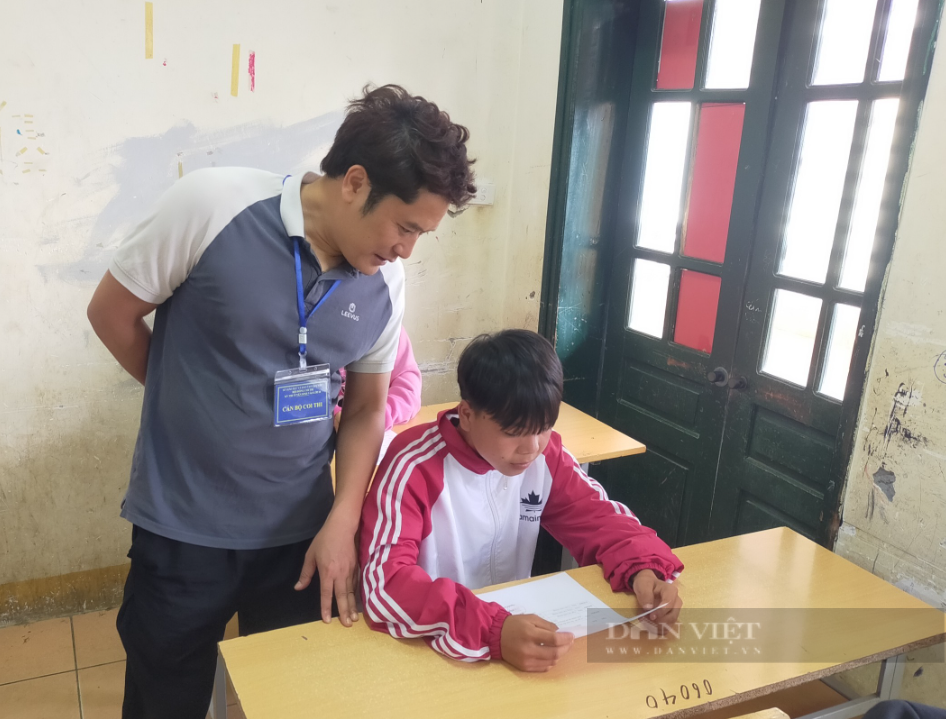 Thi vào lớp 10 năm 2024 tại Lai Châu: 5.506 thí sinh đăng ký thi, thấp so với chỉ tiêu nhưng vẫn vắng thi nhiều- Ảnh 3.