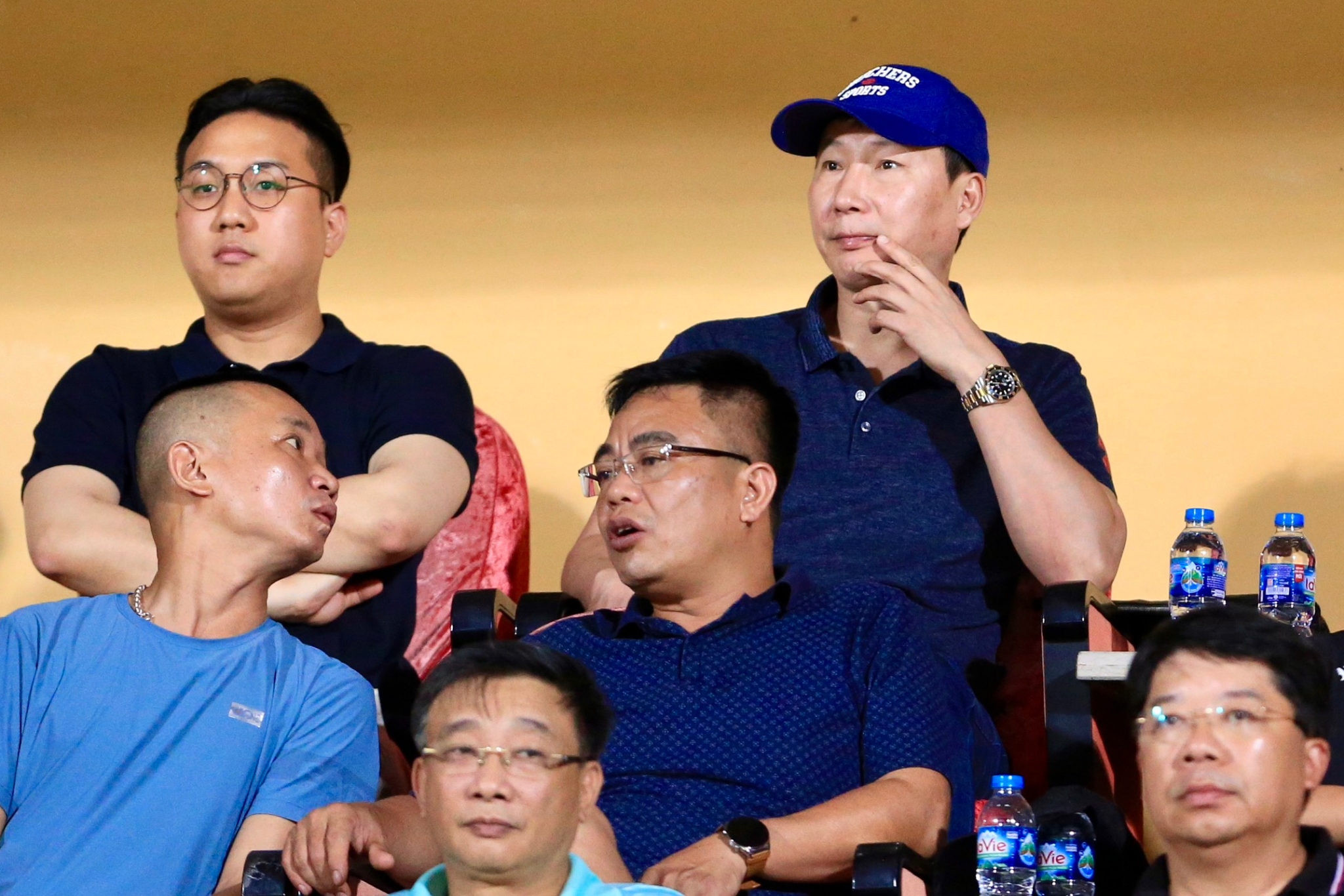 Tin sáng (27/5): HLV Kim Sang-sik gọi hàng loạt cầu thủ Thể Công Viettel lên ĐT Việt Nam?- Ảnh 1.