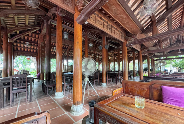 Hé lộ chủ nhân sở hữu khu đất “vàng” quán cà phê nhiều triệu USD ở trung tâm Quảng Ngãi - Ảnh 2.