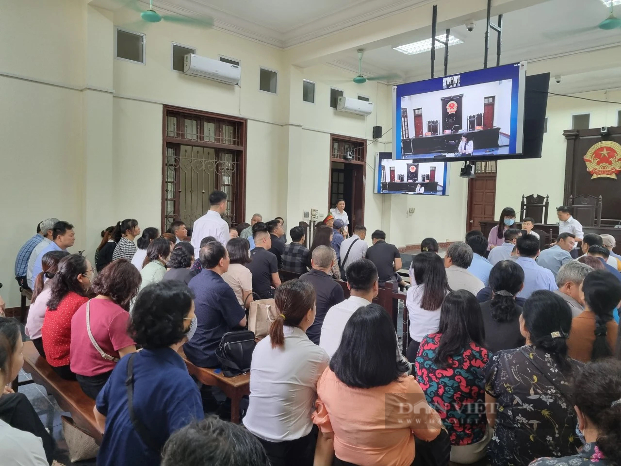 TIN NÓNG 24 GIỜ QUA: Cựu Bí thư Tỉnh uỷ Lào Cai Nguyễn Văn Vịnh lĩnh án; sát hại "tình địch" vì ghen tuông- Ảnh 4.