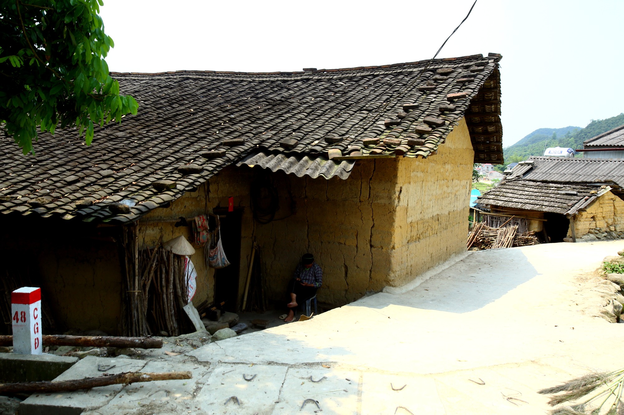 Cách TP Lạng Sơn 40km có một làng cổ đẹp như phim, nhìn trước ngó sau đâu đâu cũng là đá- Ảnh 15.