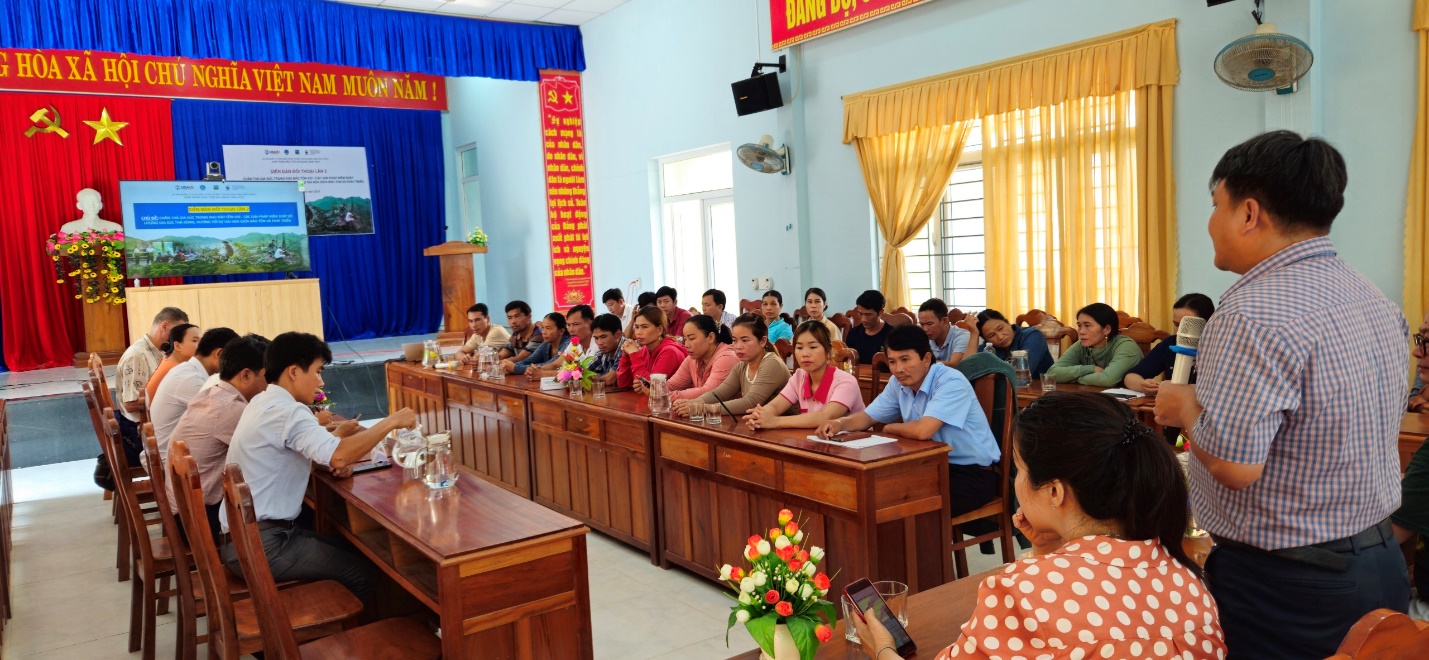 Diễn đàn đối thoại về  vấn đề chăn thả  gia súc trong  Khu bảo tồn loài và sinh cảnh Voi Quảng Nam- Ảnh 1.