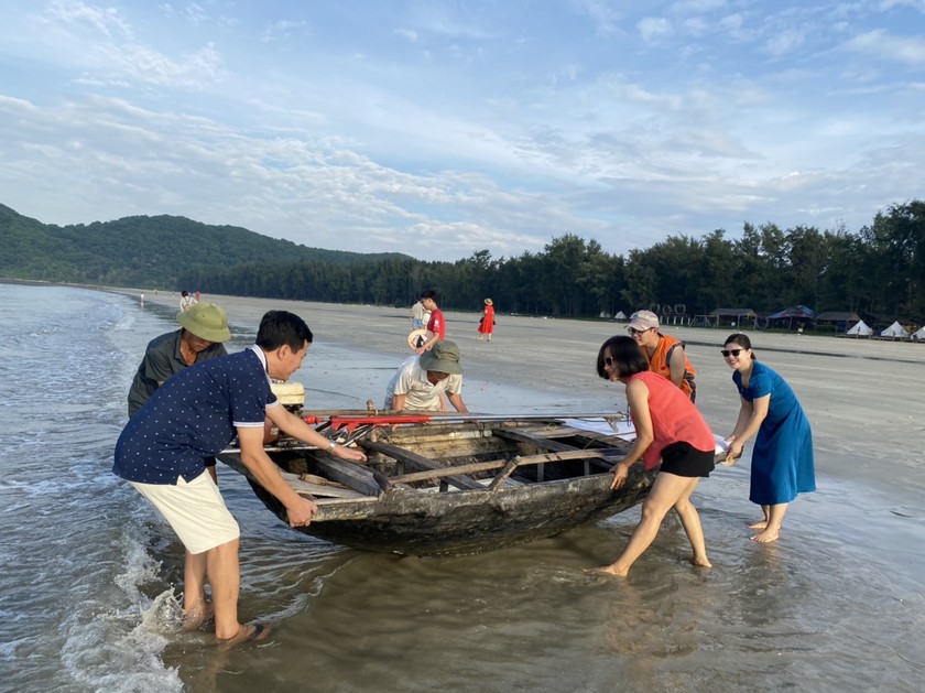 Một hòn đảo ở Quảng Ninh tương truyền xưa la liệt ngọc trai, nay còn hoang sơ thế này đây- Ảnh 14.