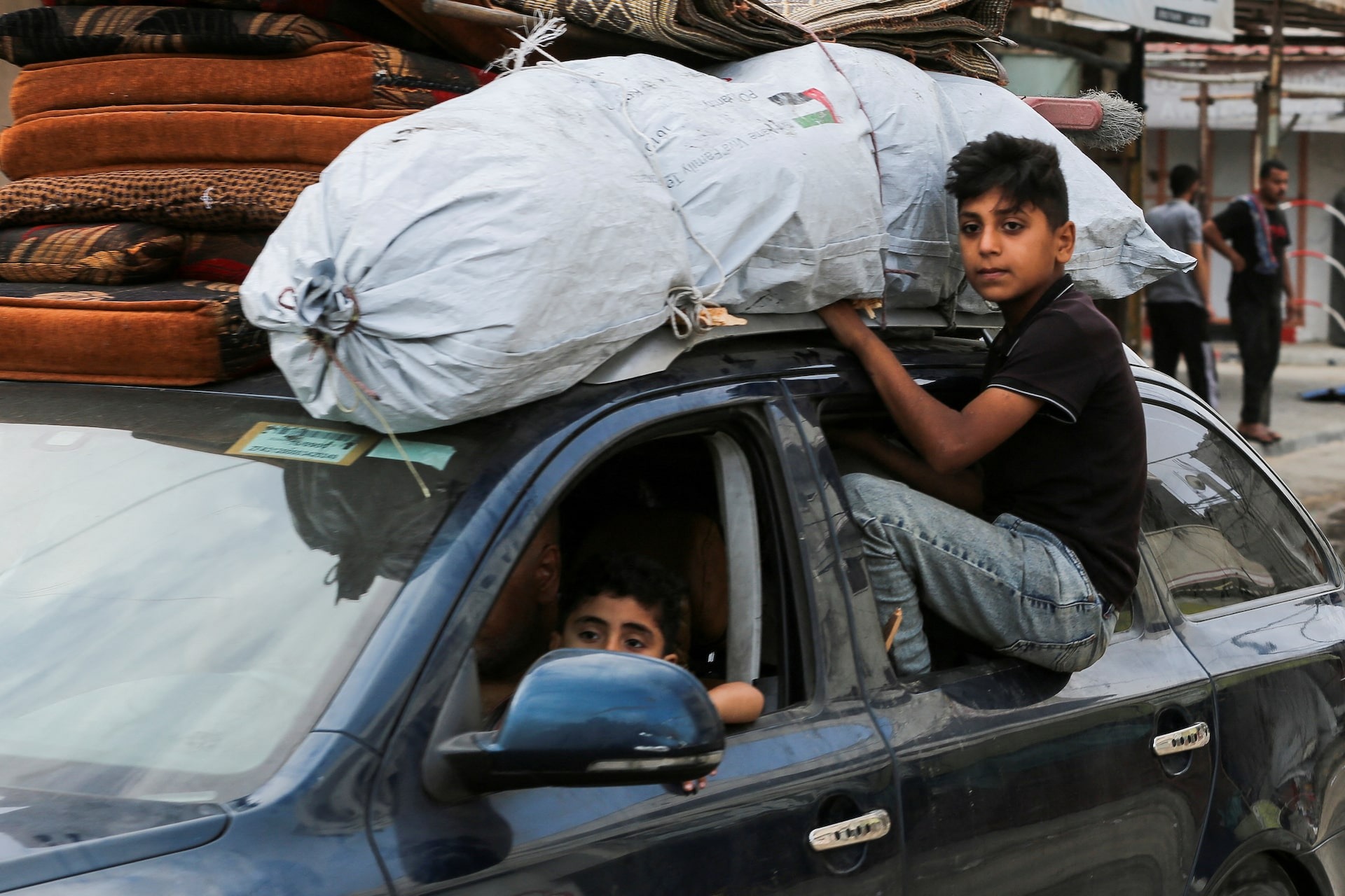 Người Palestine tuyệt vọng tháo chạy khỏi Rafah khi nhiều xe tăng Israel tiến vào khu vực này- Ảnh 8.