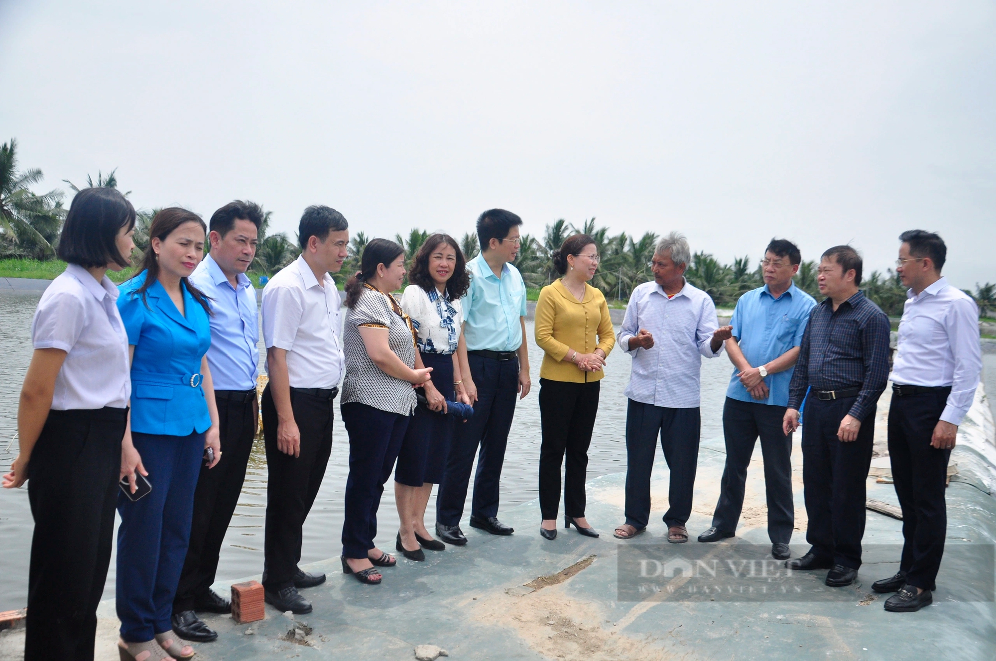 Phó Chủ tịch Hội NDVN Bùi Thị Thơm đánh giá cao CLB "Nuôi trồng thuỷ sản phường Nam Hòa" ở Quảng Ninh- Ảnh 5.