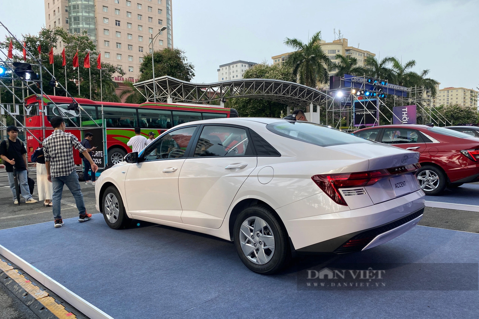 Trải nghiệm Hyundai Accent 2024: Bốn phiên bản khác gì?- Ảnh 7.